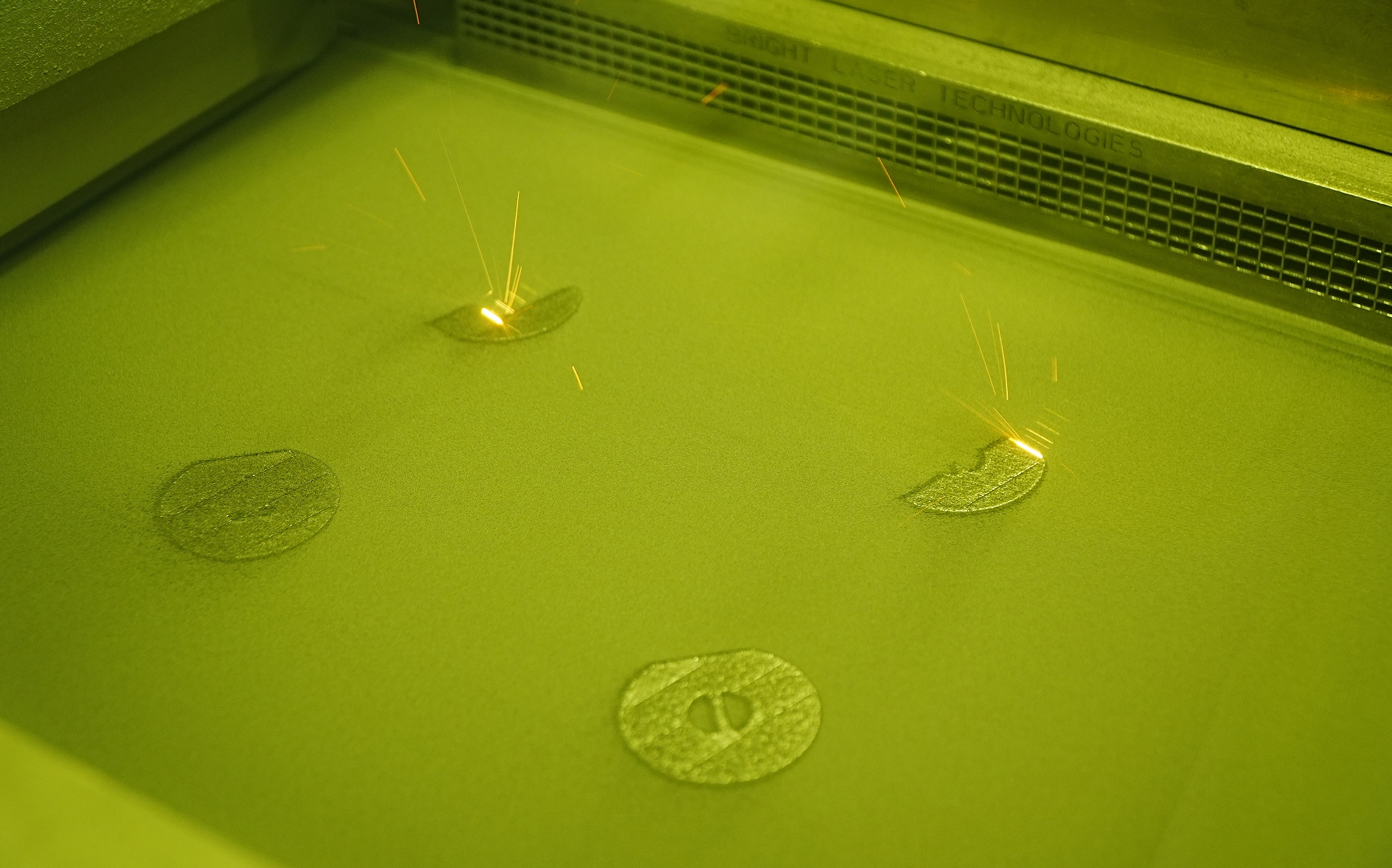 上海毅速3D打印隨形水路